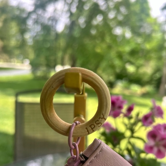 Ipsy-Pink and Black Clutch with Whimsical Bee Design - Picture 3 of 4